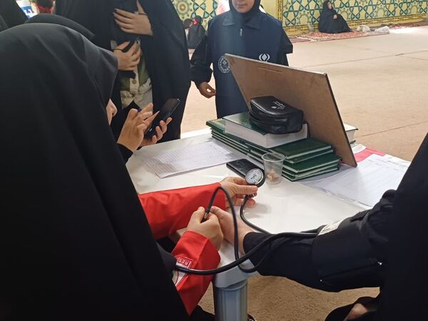 ویژه برنامه رهروان زینبی در آستان مقدس حضرت سیدان‌الکریمان 