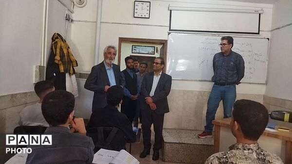 حضور  خیر مدرسه ساز نیشابوری در دبیرستان شاهد ابوذر غفاری