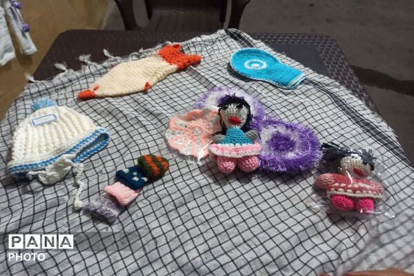 بومهن؛ جایی که غرفه ها رنگ و بوی تازه ای دارند