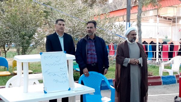 میم مثل مدیر 