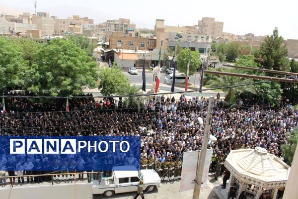 وداع باشکوه مردم دو استان با پیکر شهیدان اقتدار
