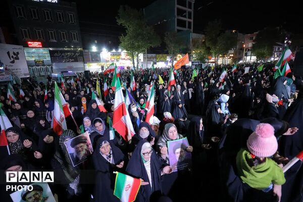 ساوجبلاغ صحنه نمایش اقتدار مردمی