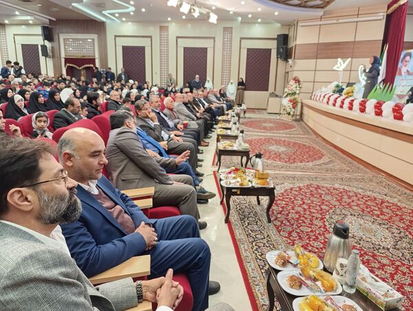  تقدیر از ۲۶۲ دانش‌آموز مقام‌آور با نیازهای ویژه در مشهد