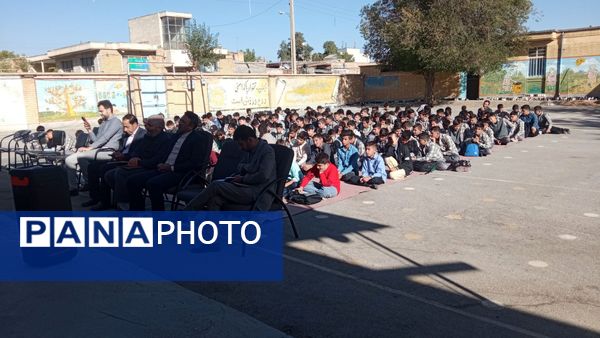 جشن آغاز سال تحصیلی در دبیرستان نمونه دولتی شهید حاج قاسم سلیمانی بن 