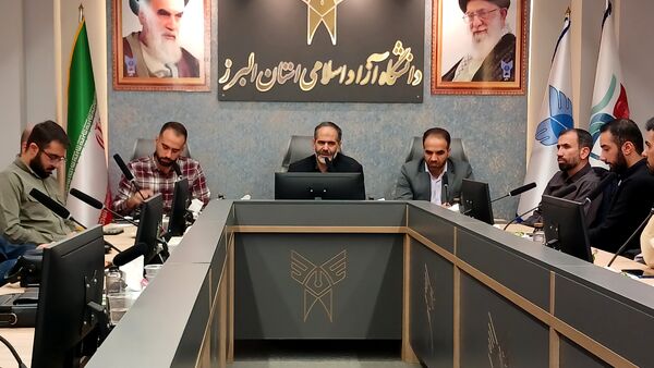 دیدار دانشجویان دانشگاه آزاد با نماینده مجلس شورای اسلامی در کرج 