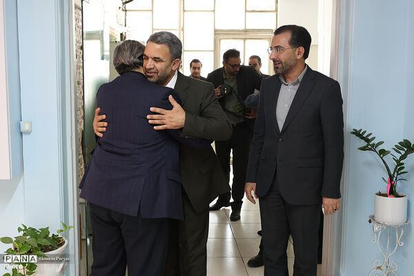 حضور رئیس سازمان مدارس و مراکز غیردولتی در خبرگزاری پانا
