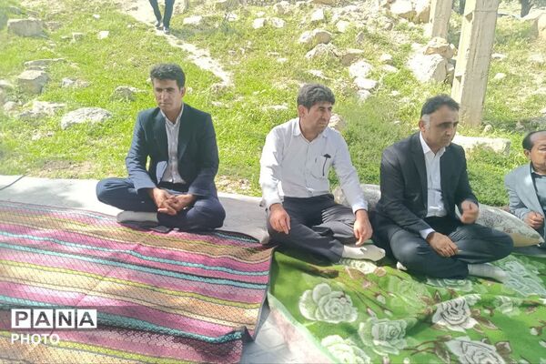 جشن متفاوت روز معلم در قلعه رئیسی 