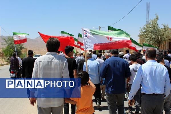 شادپیمایی مردم شهر درق پس از عملیات وعده صادق 3 در روز عید غدیر