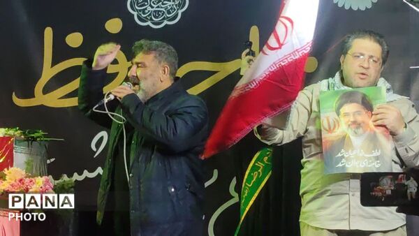 تشییع ۴ شهید ناو دنا در میدان جمهوری