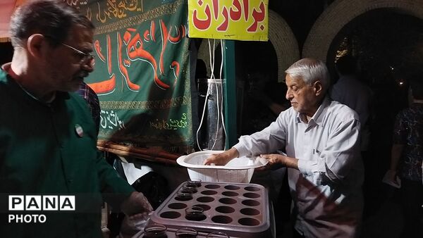 چایخانه هیئت الزهرا در صد و یکمین شب از اجتماعات مردمی 