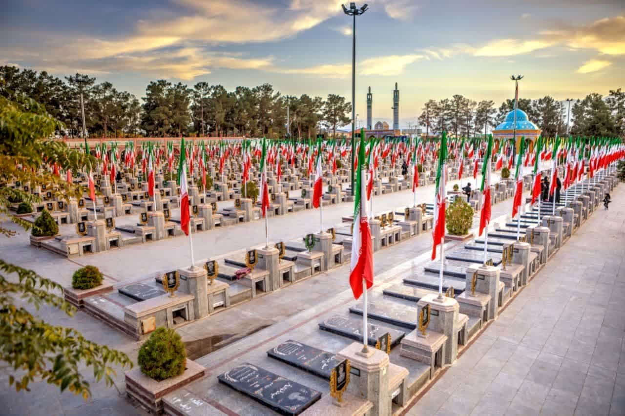 ثبت ملی گلزار شهدای دارالسلام کاشان در روز مقاومت و ایثار