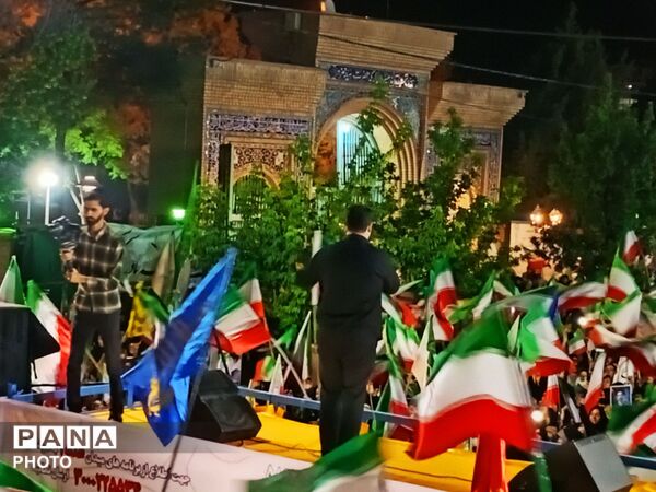 سلام فرمانده؛ زمزمه روی لب های مردم کاشمر 