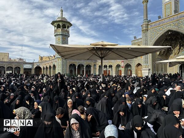 آیین قرائت دعای عرفه در حرم حضرت معصومه(س)