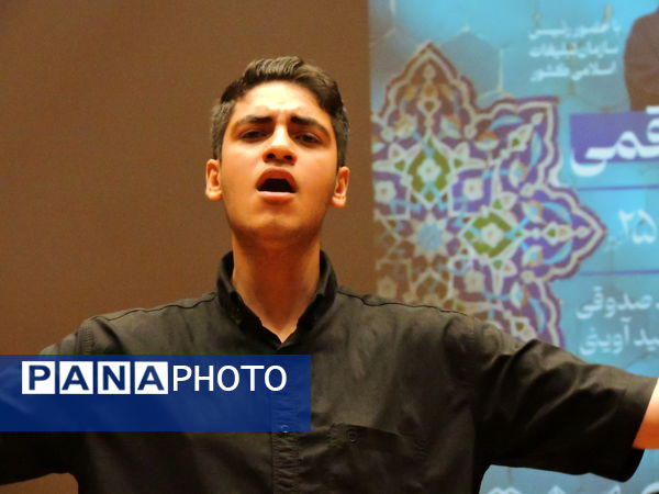 دیدار حجت‌الاسلام قمی با جمعی از دانش‌آموزان و نوجوانان استان یزد