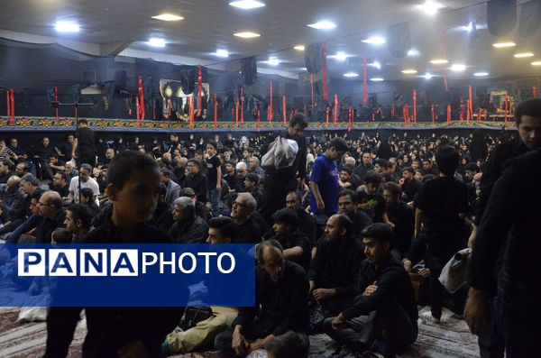 مراسم شب نهم محرم در هیئت فرهنگیان  نیشابور