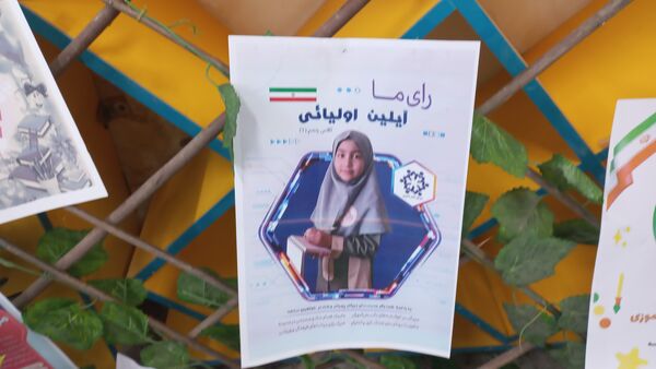 انتخابات شورای دانش آموزی در دبستان شاهد تحقیقی ناحیه ۶