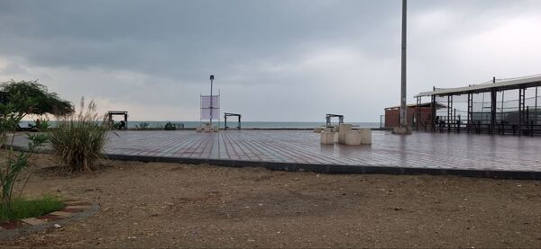 بارش باران چهره بندرعباس را پاییزی و دل‌انگیز کرد
