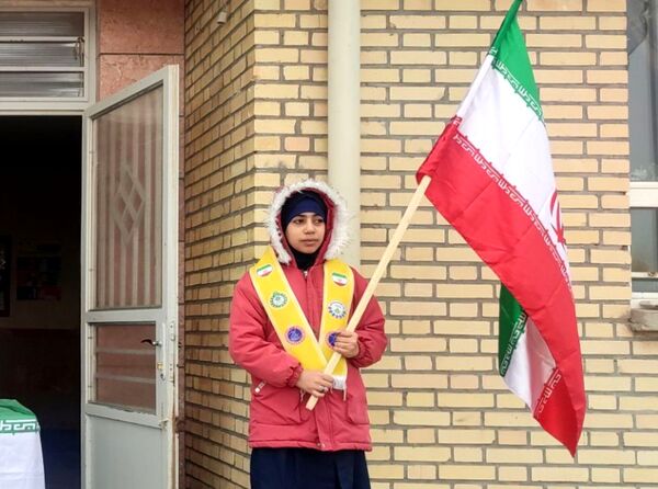 نغمه‌های آزادی در آوای دانش‌آموزان روستای درخت سنجد 