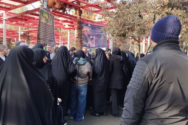 تجدید عهد با شهدا در رباط کریم