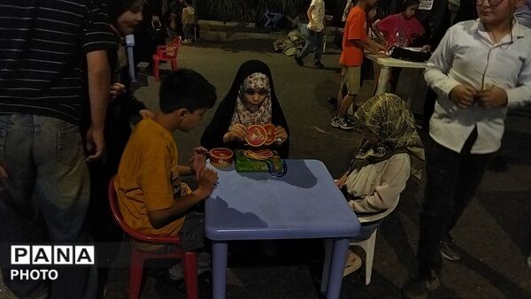 موکب کودک فرهنگیان؛ همراه با عزاداران رهبر امت در شب ۱۷۹