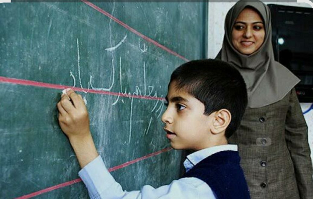  پرسش‌وپاسخ بر بیداری ذهن و دل دانش‌آموزان تاثیر بسیاری دارد