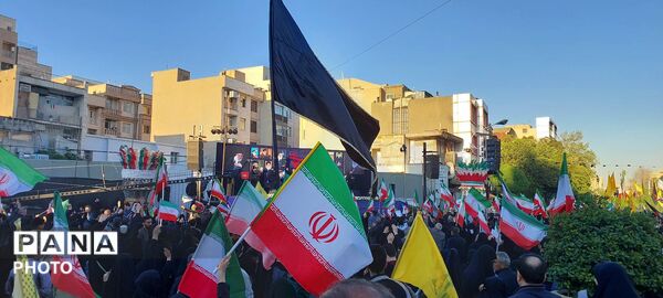 قاب های ماندگار از اربعین رهبر شهید 