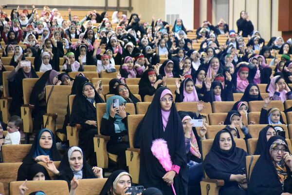 همایش نوگلان سرامد استان اصفهان