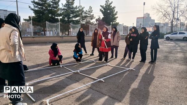 اجرای طرح "دادرس" در دبیرستان دخترانه عطیه