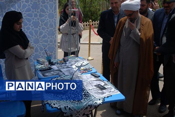 افتتاح نمایشگاه دهه ولایت در بوستان زیتون شهر قیامدشت