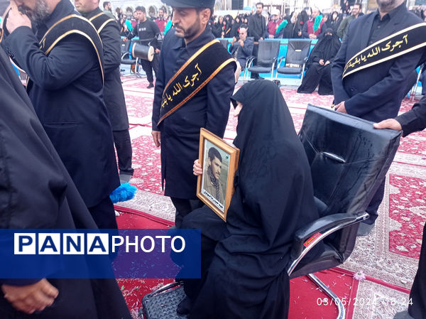 مراسم تشییع و خاکسپاری دو شهید گمنام دوران دفاع مقدس در قم