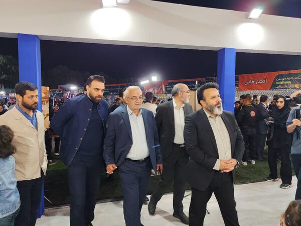 بازدید رئیس شورای شهر و معاون فرهنگی و اجتماعی شهرداری مشهد مقدس از غرفه منطقه ۱۰ در جشنواره خانواده ورزش 