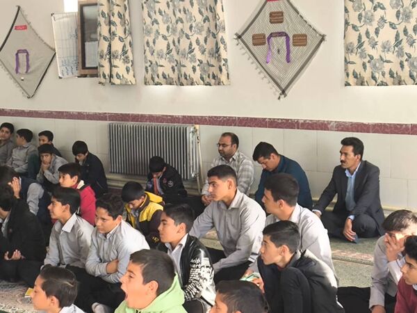 گرامیداشت ایام فاطمیه در دبیرستان خاتم الانبیا خاتم