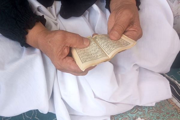  صفوف نماز جمعه لردگان؛ نبض جامعه در دست همدلی و بصیرت