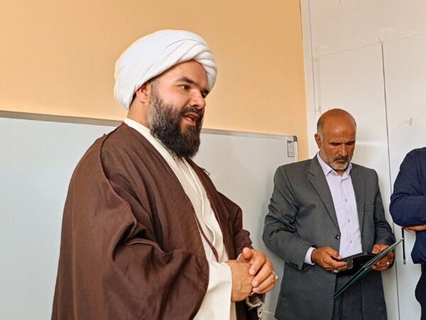 لبخند شادی بر لب های دانش آموزان فدافن؛ مدرسه جدید میزبان آنان خواهد بود 