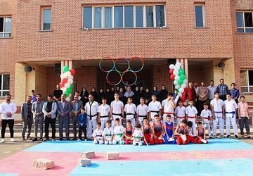 افتتاحیه المپیاد درون‌مدرسه‌ای در ناحیه 2 بهارستان‌