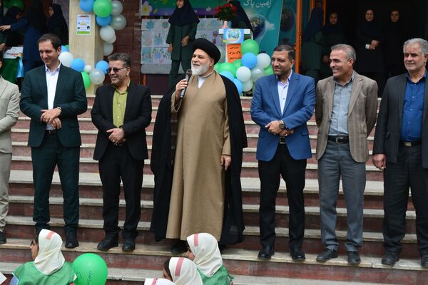 برگزاری مراسم هفته زمین پاک در بهارستان‌دو
