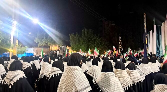 حضور دختران زرقان در رژه اقتدار جانفدایان ایران