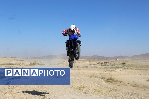 غرش موتورها در ملکان؛ نمایش قدرت و هیجان در هفته تربیت‌بدنی