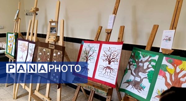 اختتامیه کانون یاریگران زندگی در دبیرستان ۱۵ خرداد 