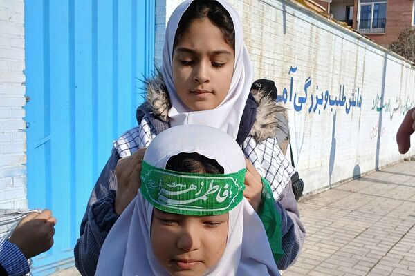 شکوه همبستگی مردم شهید پرور فشافویه در راهپیمایی ۲۲ بهمن