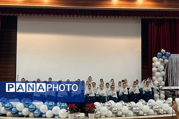 همایش بزرگ تجلیل از معلمان برتر و سرآمد در رودهن 