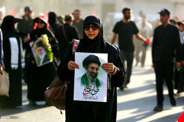 مراسم تشییع پیکر مطهر رهبر شهید انقلاب در تهران - 4