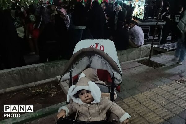 قیامدشت در قاب نور و باران؛ روایت تصویری از حال و هوای وصف ناپذیر این شب های شهر قیامدشت