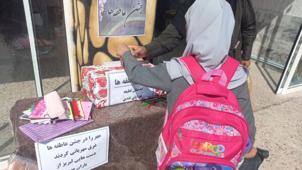 شور عاطفه‌ها در دبستان لطیفه مشهد