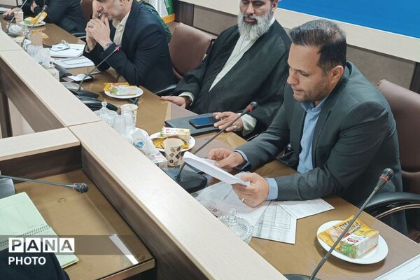جلسه‌ شورای آموزش و پرورش در فرمانداری شهرستان ملارد
