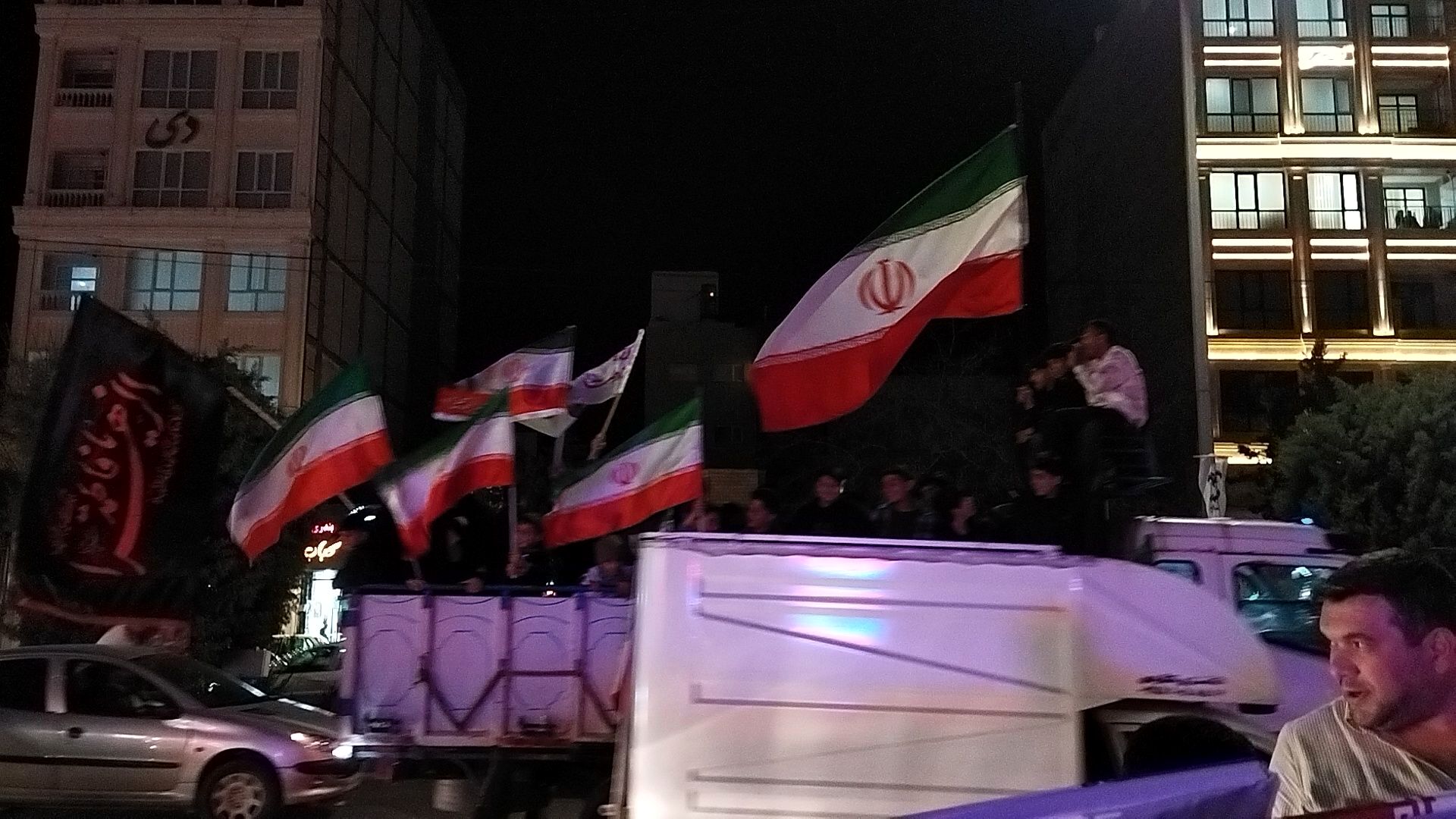  رژه ماشینی نیشابور در دومین روز از سال ۱۴۰۵