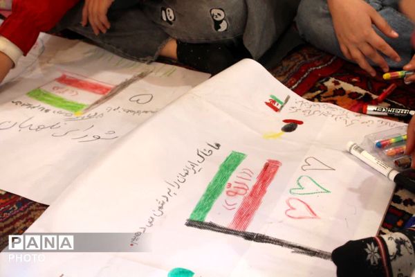 دانش‌آموزان همدانی در سومین رویداد «۱۶۸» یاد شهدای دانش‌آموز میناب را گرامی داشتند