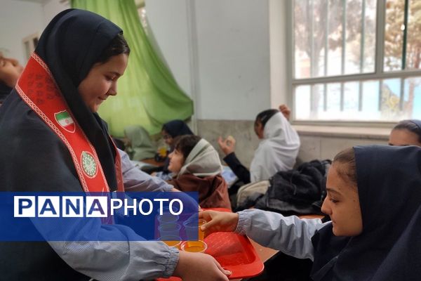 جشن باشکوه میلاد امام عصر (عج) در هئیت دخترانه ریحانه ها