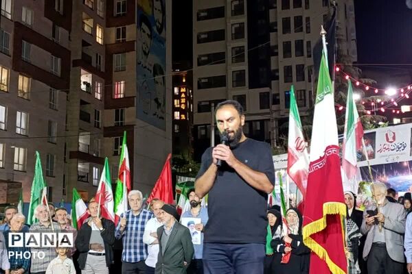 تریبون آزاد، جایی که مردم می‌توانند حرف دلشان را بزنند