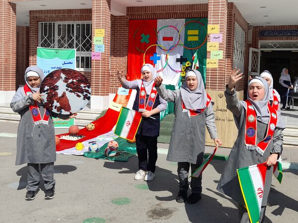 نشاط المپیاد درون مدرسه ای در دبستان پورشهریاری